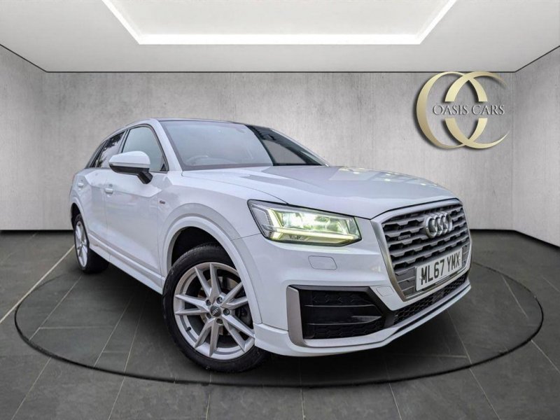 AUDI Q2