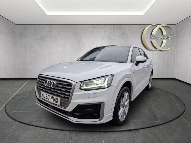 AUDI Q2