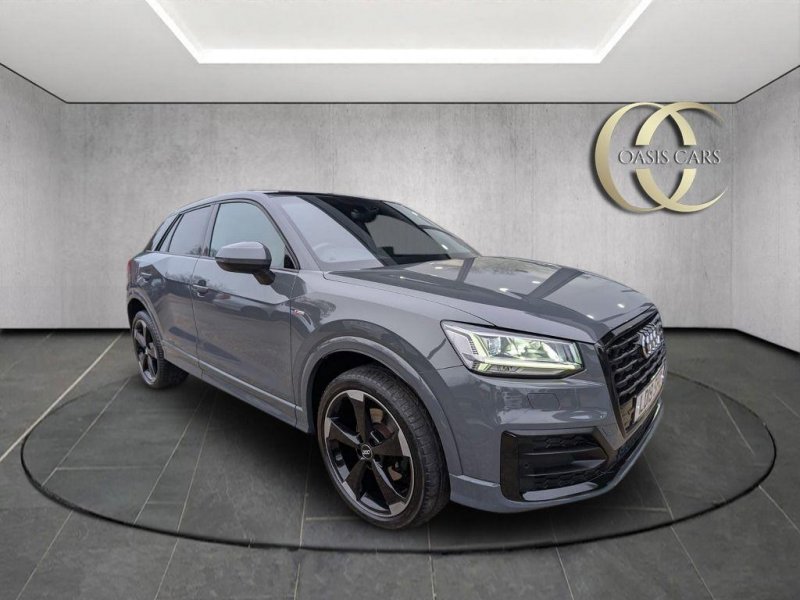 AUDI Q2