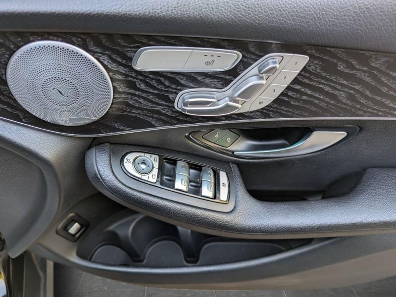 MERCEDES-BENZ GLC CLASS