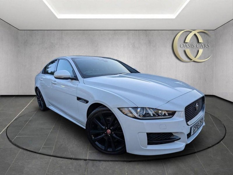 JAGUAR XE