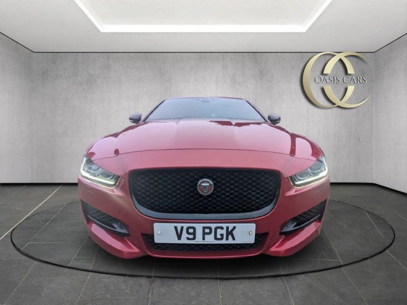 JAGUAR XE