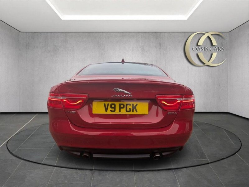 JAGUAR XE