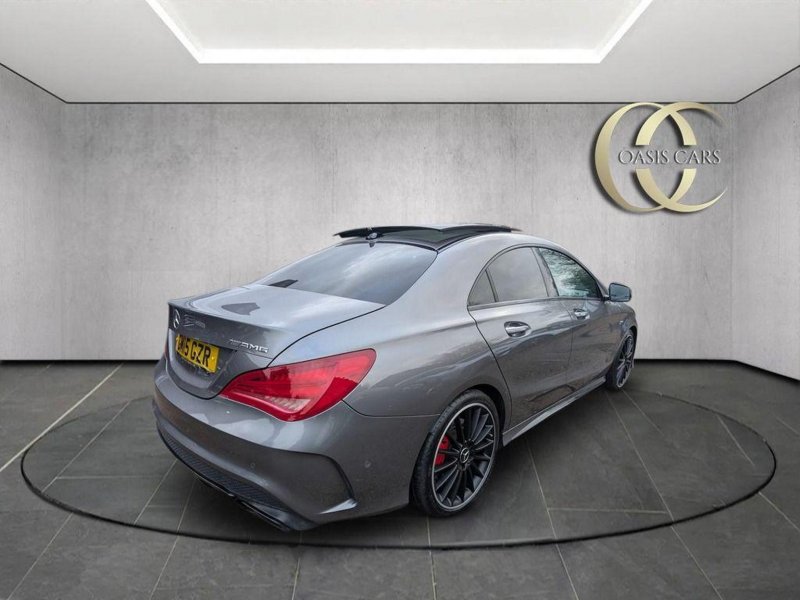 MERCEDES-BENZ CLA