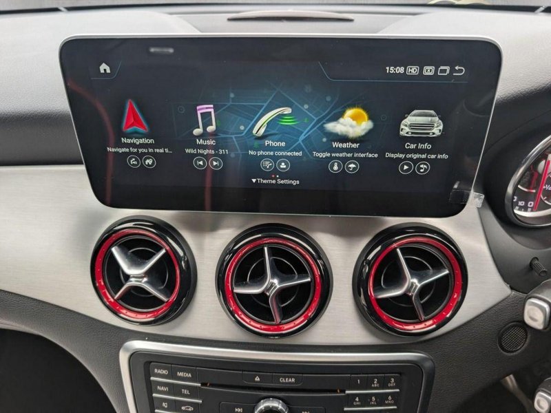 MERCEDES-BENZ CLA