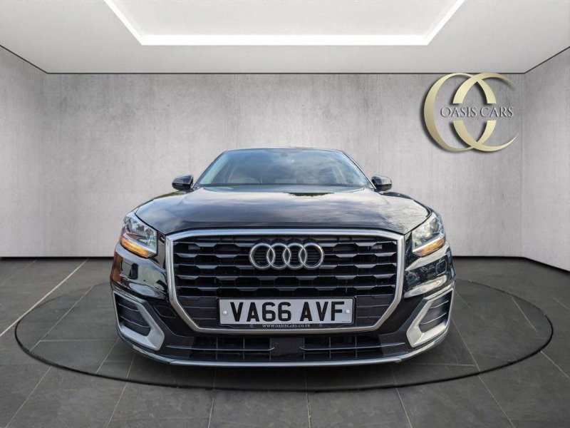AUDI Q2
