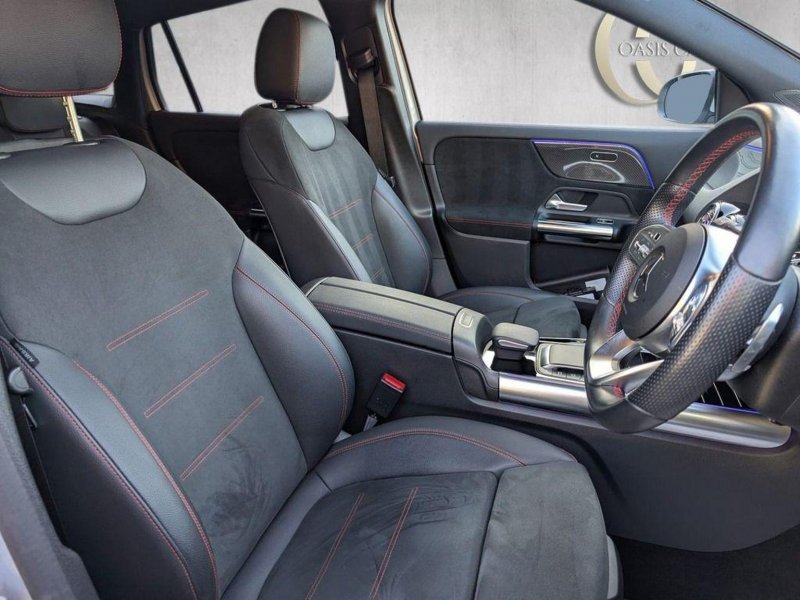MERCEDES-BENZ GLA CLASS