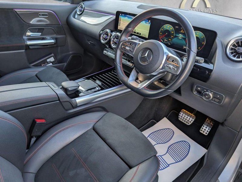 MERCEDES-BENZ GLA CLASS