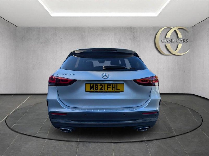 MERCEDES-BENZ GLA CLASS
