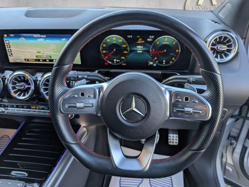 MERCEDES-BENZ GLA CLASS