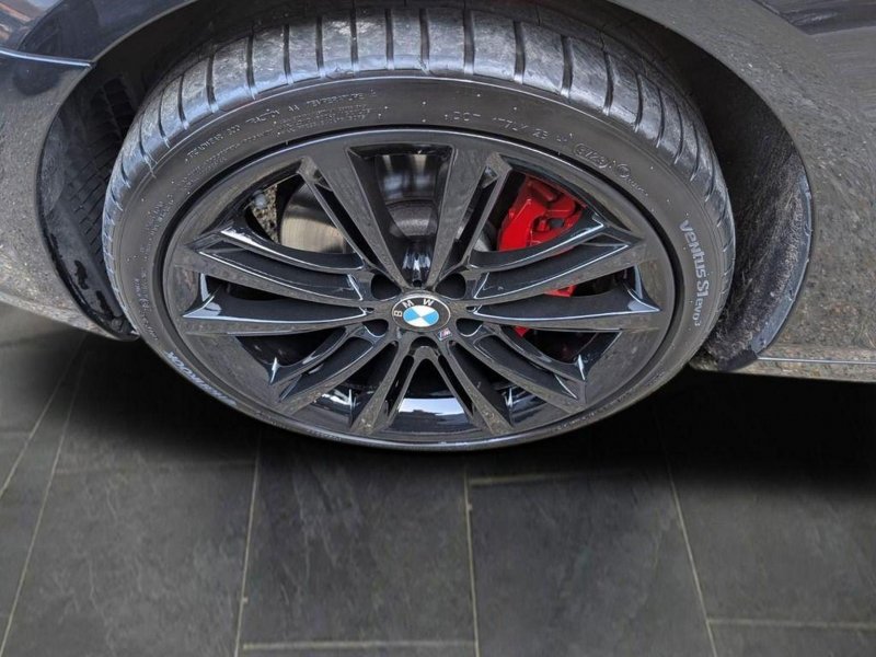 BMW 6 SERIES