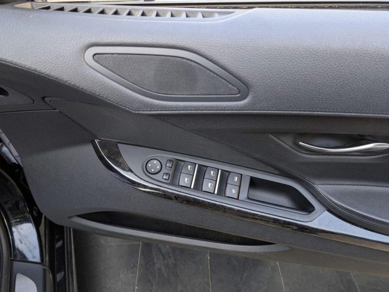 BMW 6 SERIES