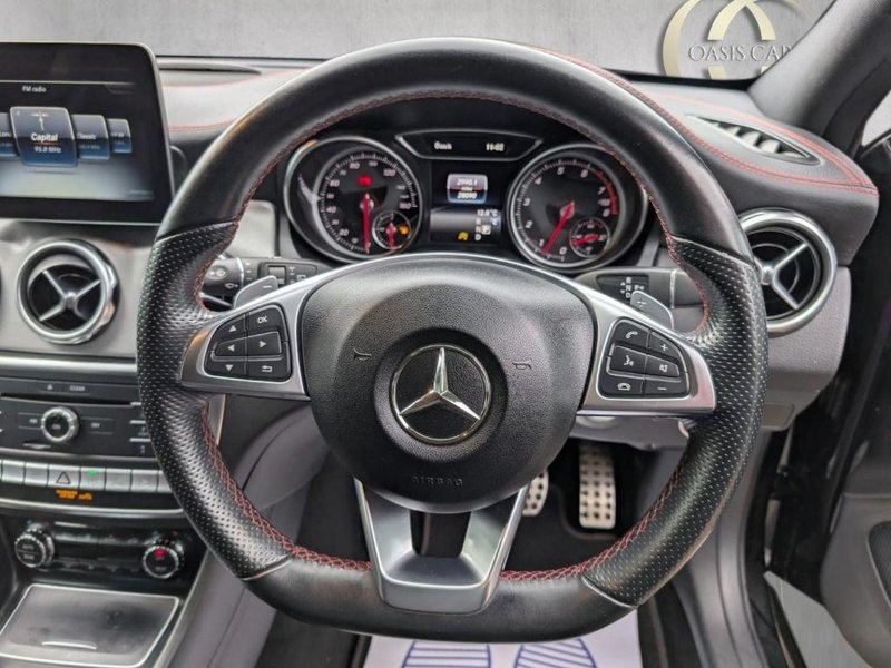 MERCEDES-BENZ GLA CLASS