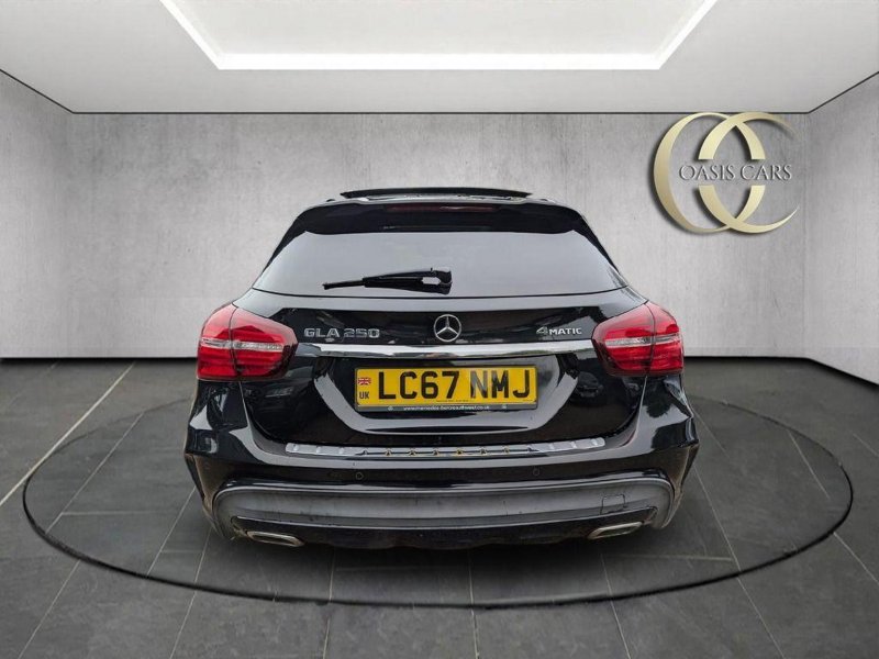 MERCEDES-BENZ GLA CLASS