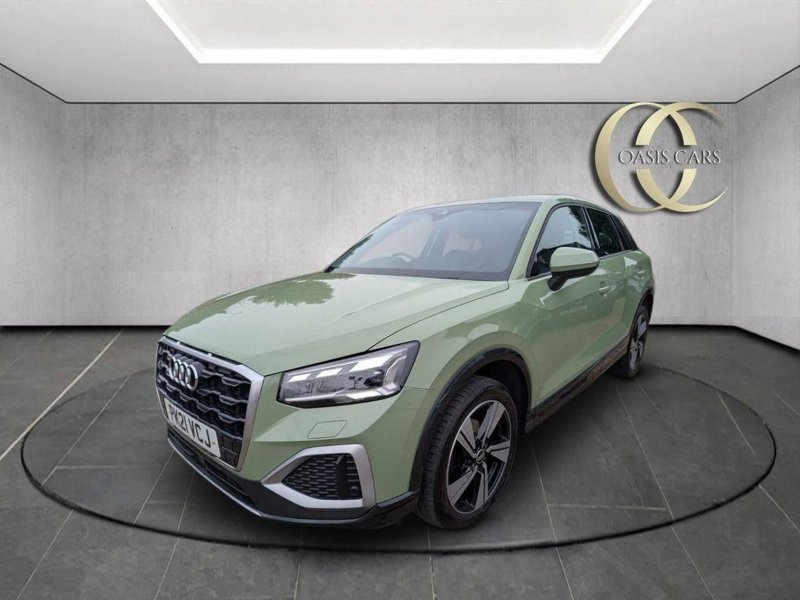 AUDI Q2