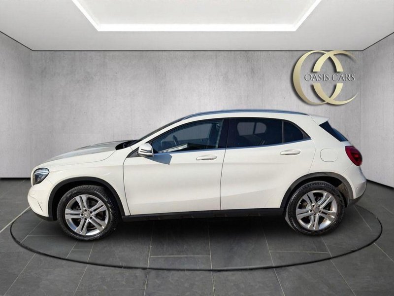 MERCEDES-BENZ GLA CLASS