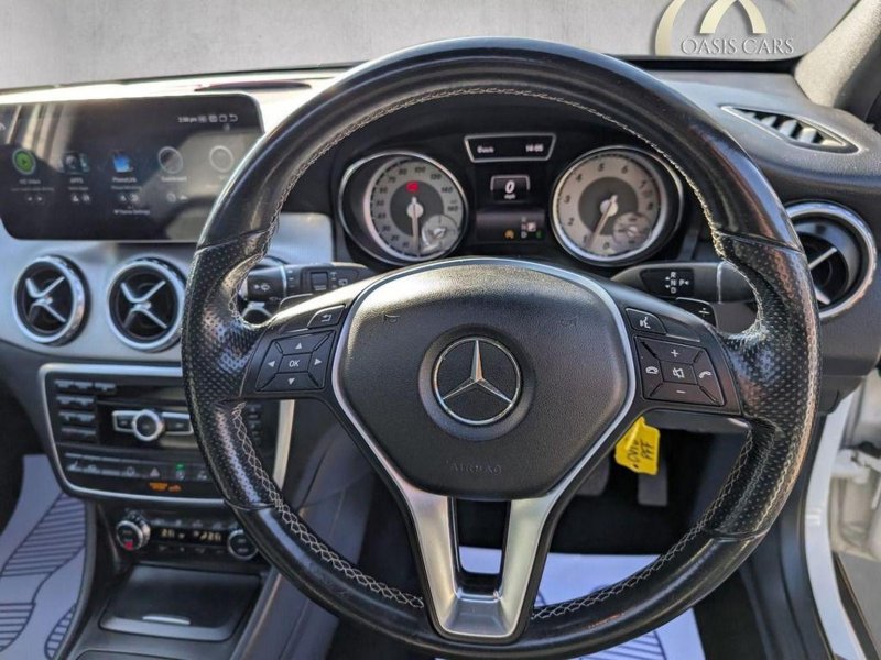 MERCEDES-BENZ GLA CLASS