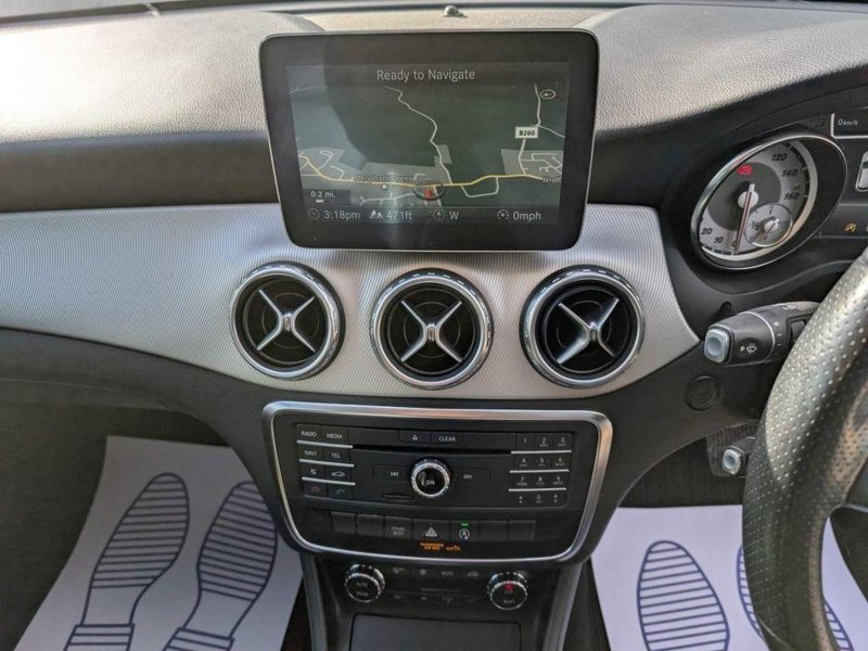 MERCEDES-BENZ GLA CLASS