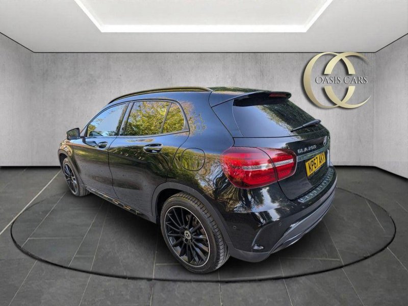 MERCEDES-BENZ GLA CLASS