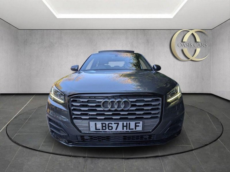 AUDI Q2