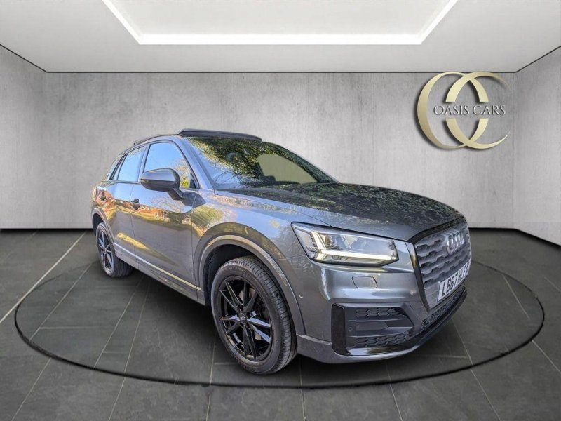 AUDI Q2