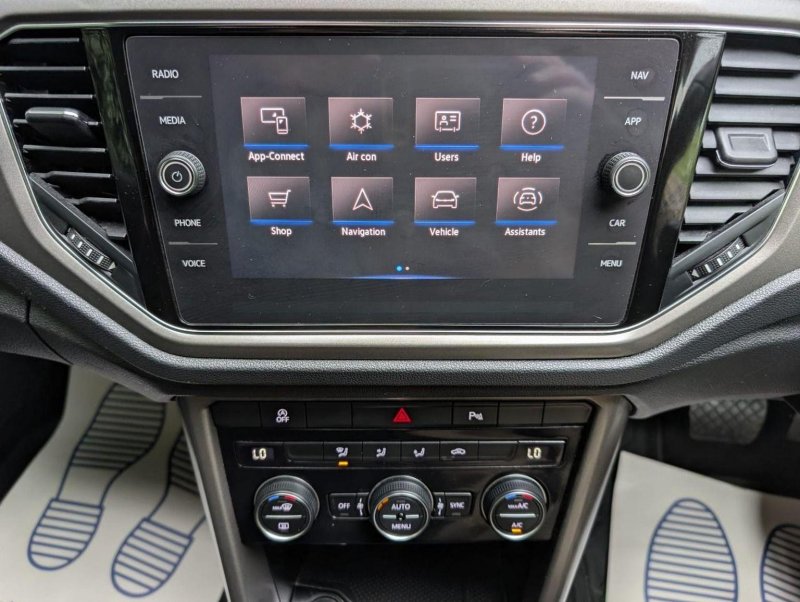 VOLKSWAGEN T-ROC