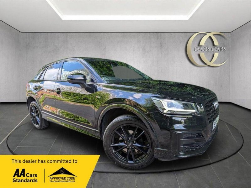 AUDI Q2