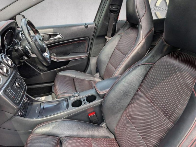 MERCEDES-BENZ GLA CLASS