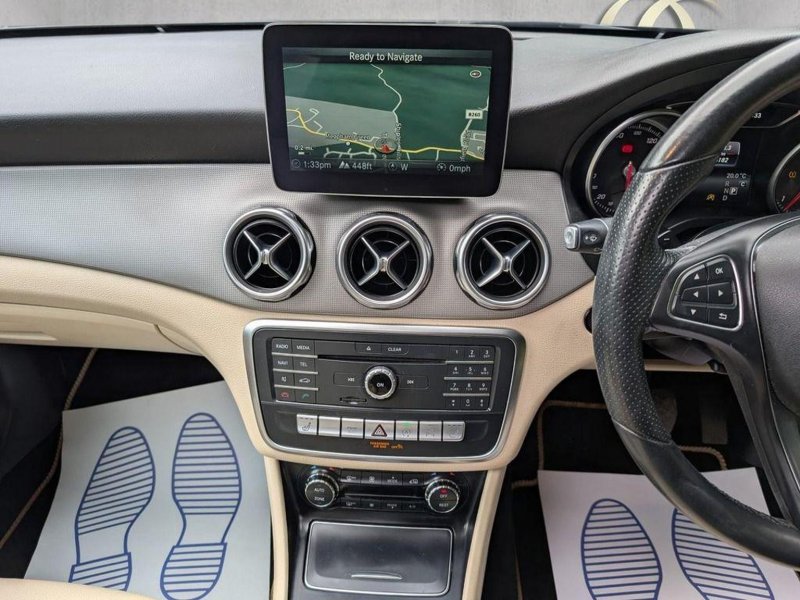 MERCEDES-BENZ GLA CLASS