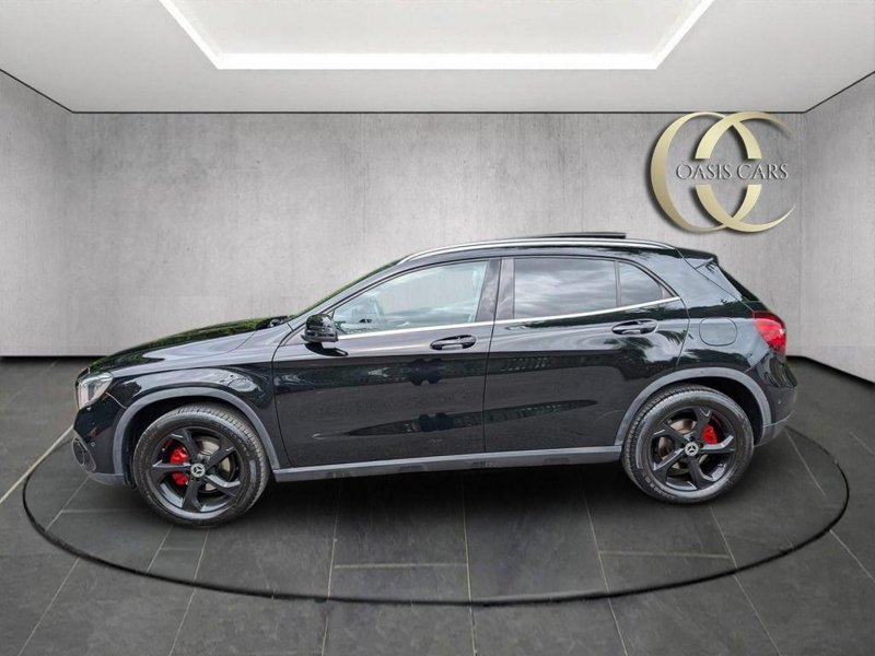 MERCEDES-BENZ GLA CLASS
