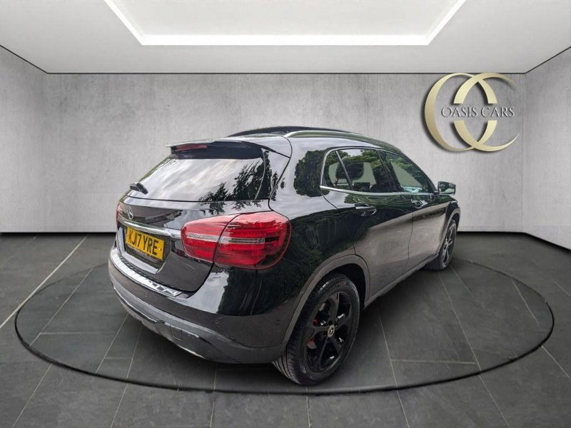 MERCEDES-BENZ GLA CLASS