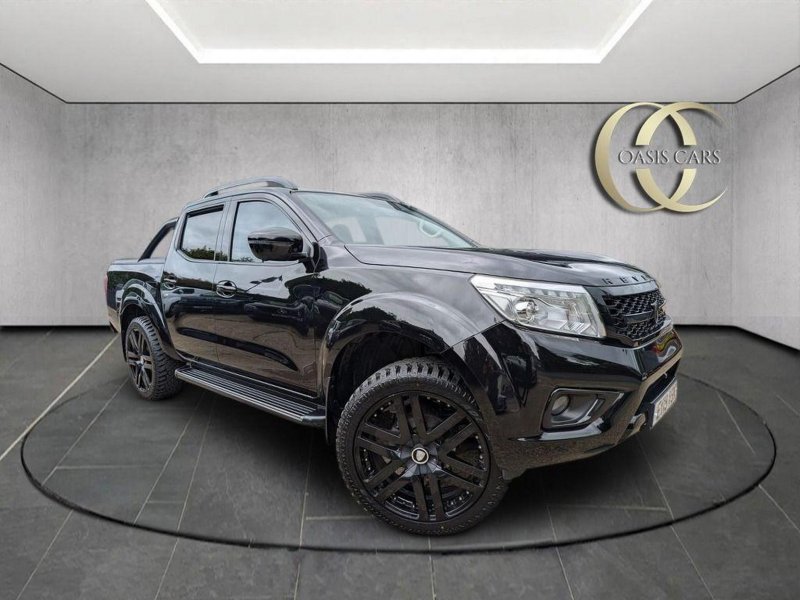 NISSAN NAVARA