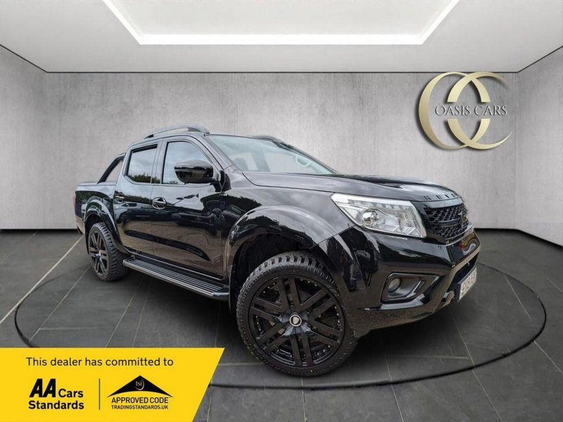 NISSAN NAVARA