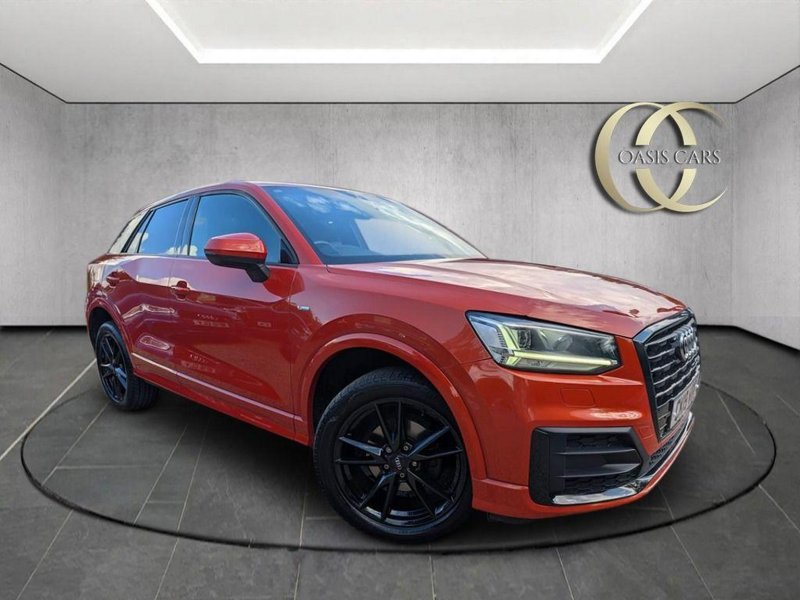 AUDI Q2