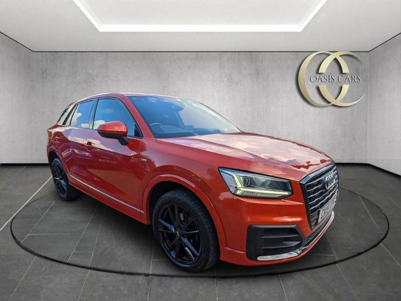 AUDI Q2